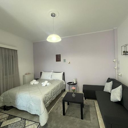 Flo'S Apartments Mesolóngion Zewnętrze zdjęcie